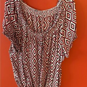 Geometric Patterned Women's Top